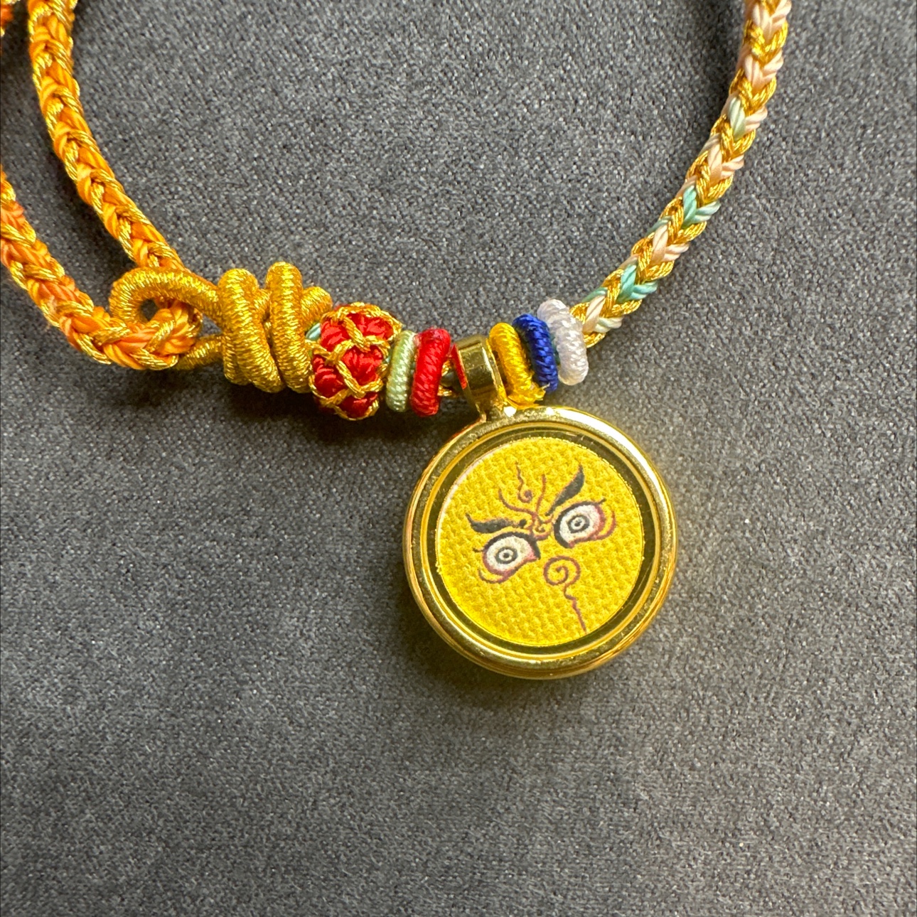 藏传佛教五路财神手链细节图