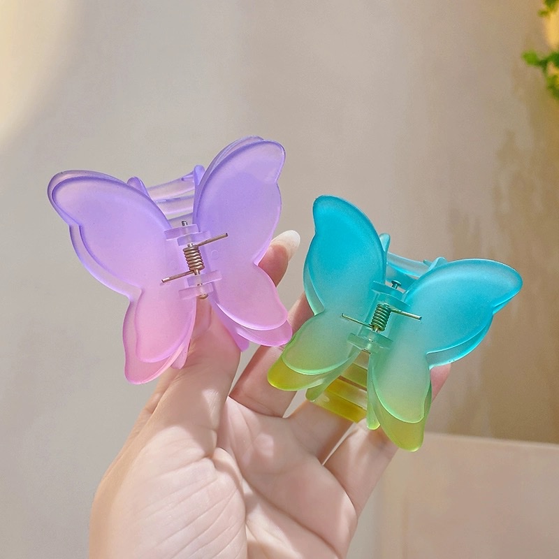 Butterfly half-tied hair at the back of the head, high-end shark clip, grappling clip, headwear, ins updo, women's hairpin, headwear, hairpin detail image 3