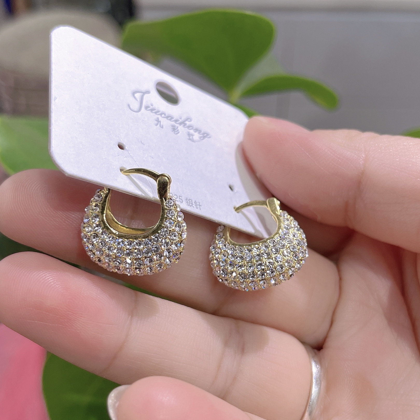 Special Offer for the Dragon Boat Festival: High-end fashionable earrings, exquisite ear buckles. Jewellery details Picture