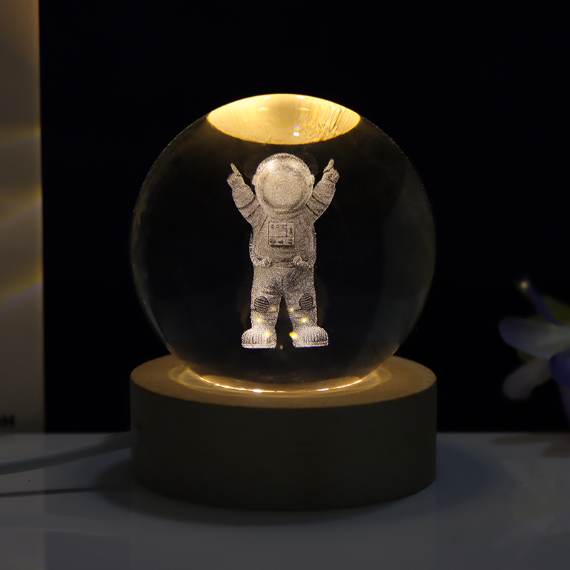 宇航员星空白水晶球3d发光摆件内雕小夜灯创意玻璃球装饰实木底座 详情图3
