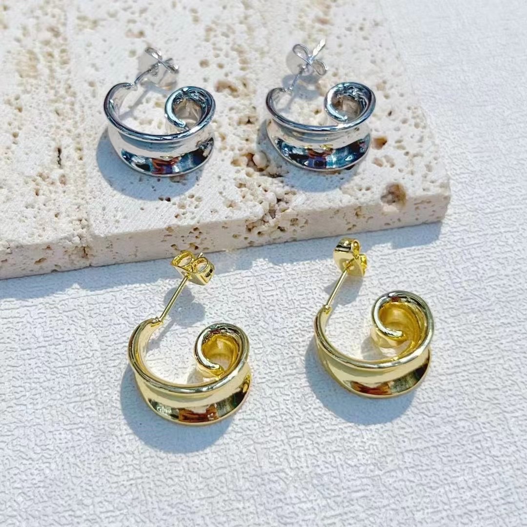 New Korean Alloy Stud Earrings Jm2568 Application Scenario