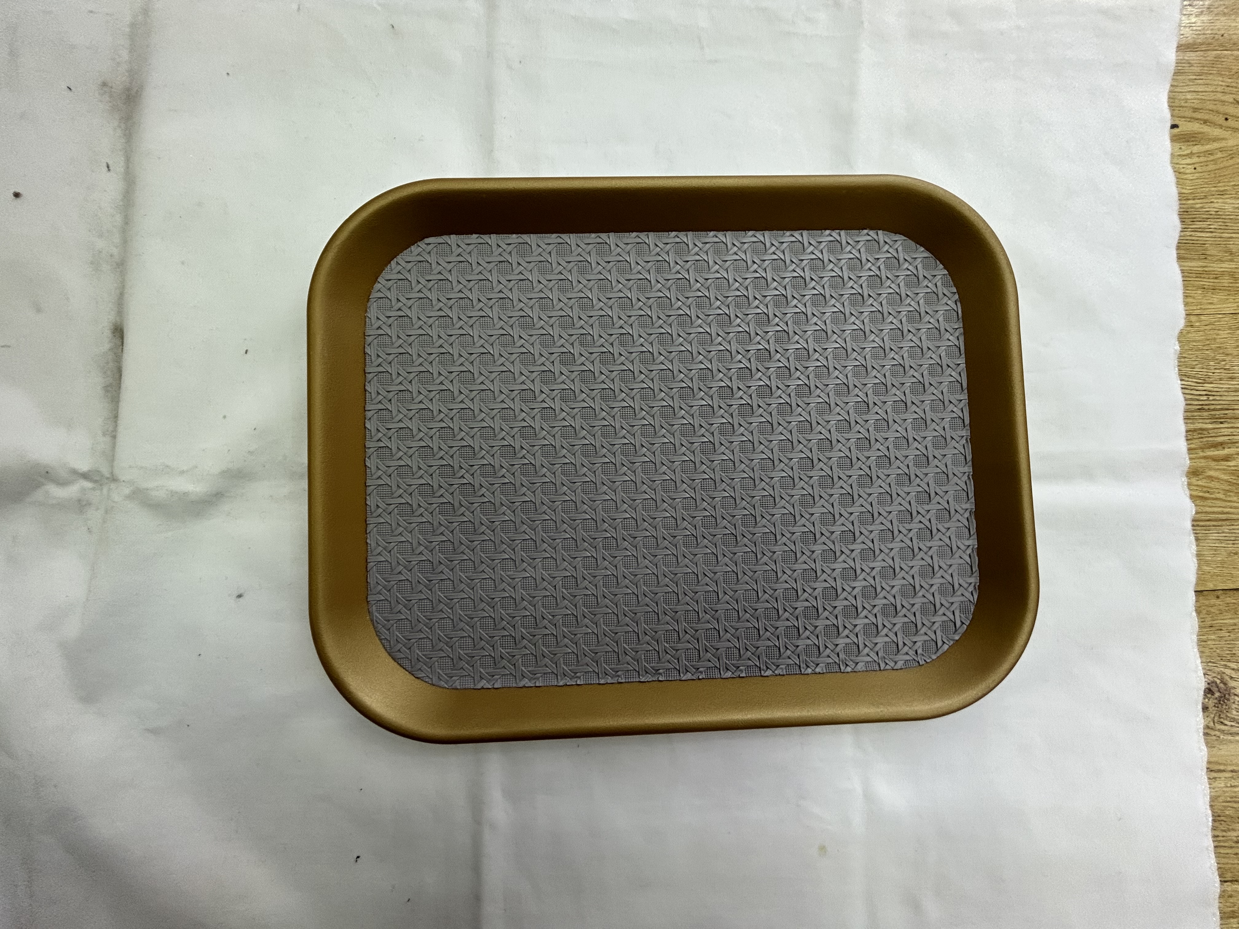 餐盘塑料贴皮银色产品图