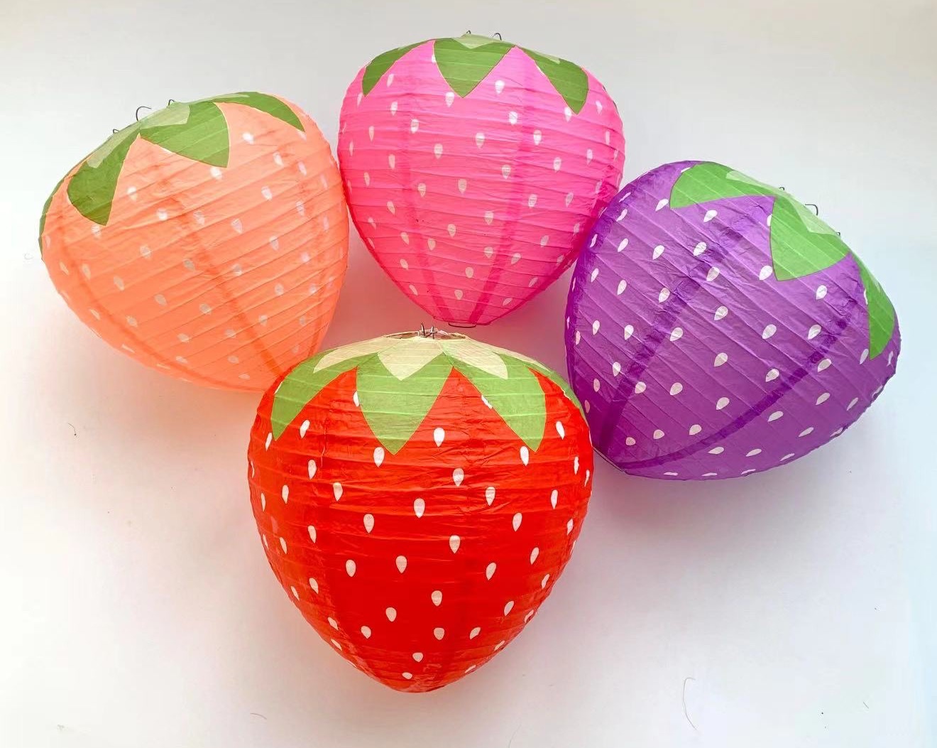 Strawberry lanterns, festival decorations, Children's Day decorations on June 1st details Picture