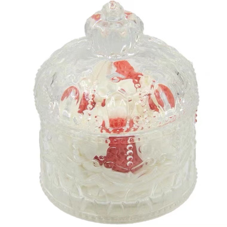 Cream strawberry cake, berry annoyance scented candle, soybean wax birthday gift, glass cup ornament, cross-border Instagram Item Picture