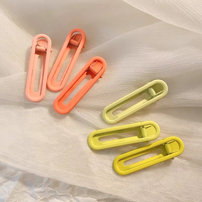 儿童女生专用可爱发卡 发夹 精美发饰 多款选择 不伤发质轻巧便携发饰详情图4