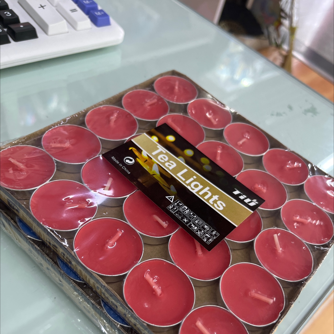 Round 50 Tea Wax Can Be Mixed Color Proposal Romantic Arrangement Red details Picture