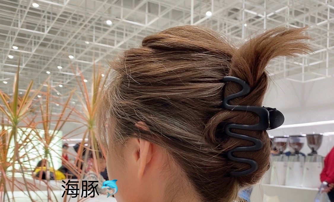 抓夹后脑勺鲨鱼夹2024年新款流行爆款单品时尚潮流发卡发爪韩国网红复古盘发夹子女发夹发饰抓夹创意饰品详情图5