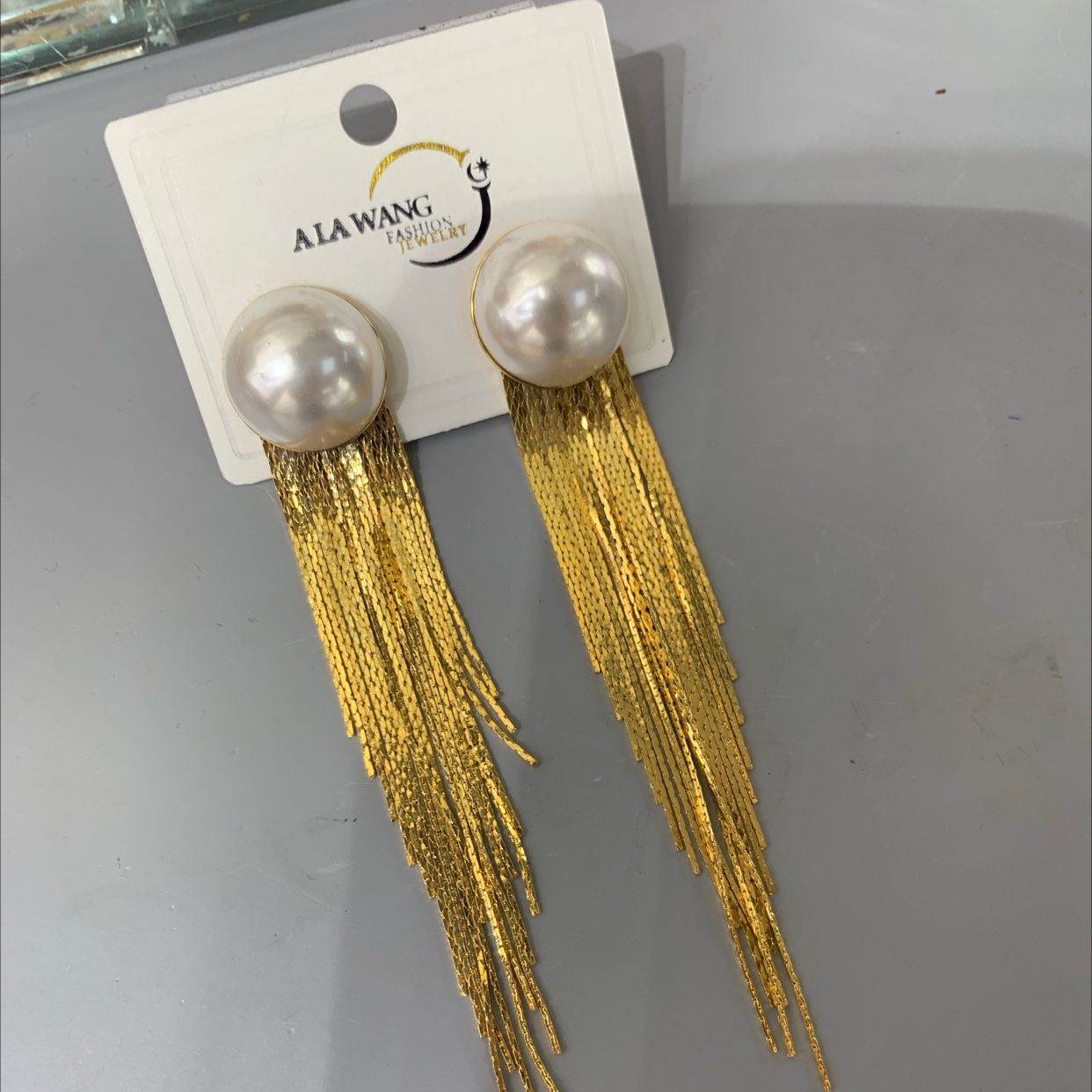 Anivini brand accessories for women, long and elegant style, stainless steel ear rings, durable and dazzling earrings, simple and fashionable earrings details Picture