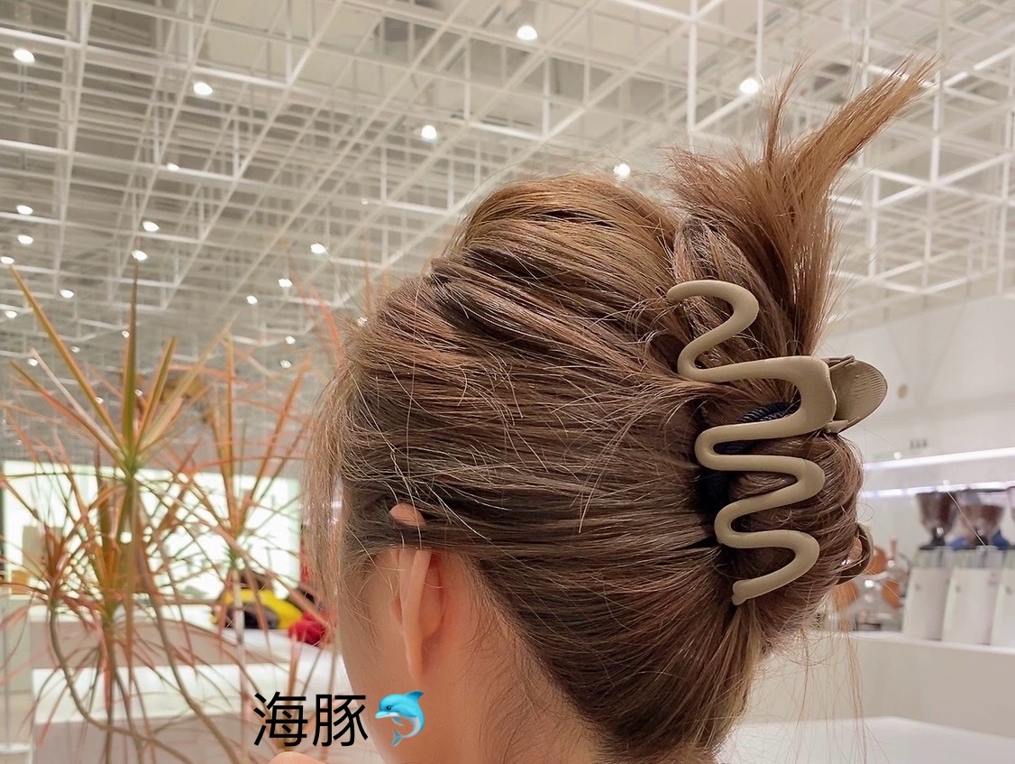 抓夹后脑勺鲨鱼夹2024年新款流行爆款单品时尚潮流发卡发爪韩国网红复古盘发夹子女发夹发饰抓夹创意饰品详情图6