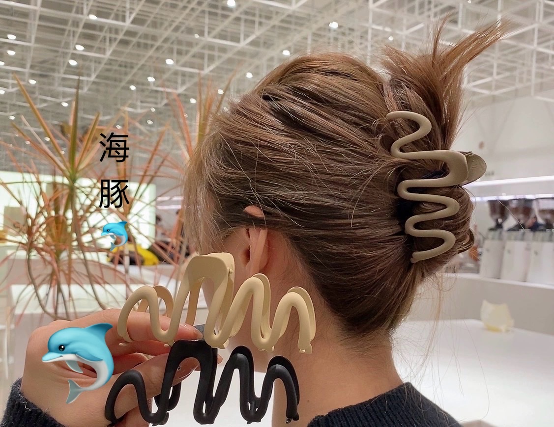 抓夹后脑勺鲨鱼夹2024年新款流行爆款单品时尚潮流发卡发爪韩国网红复古盘发夹子女发夹发饰抓夹创意饰品详情图4