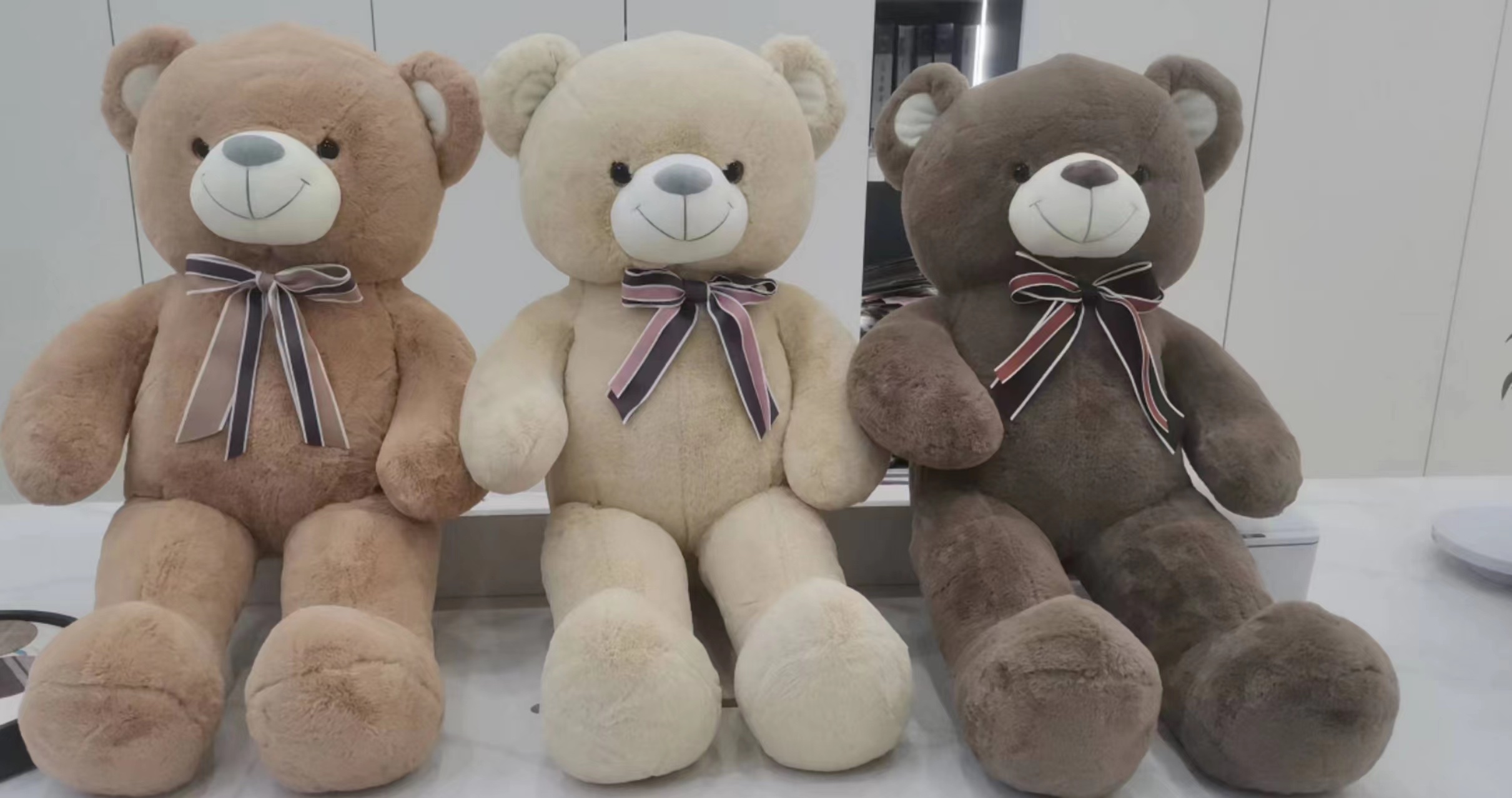 Plush toys, simple ribbon big bear wedding wholesale children's toys pp