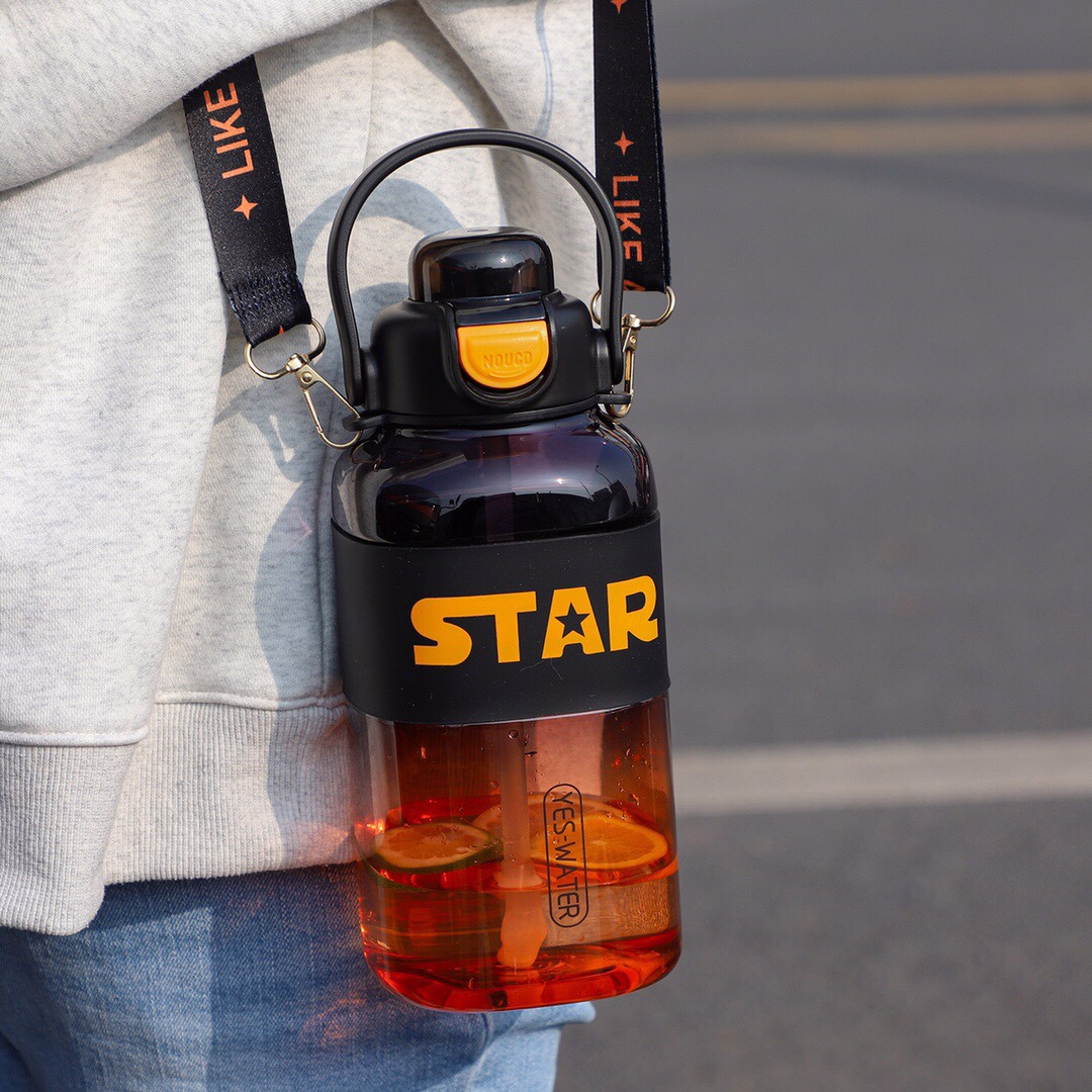 Sports water bottle Application Scenario