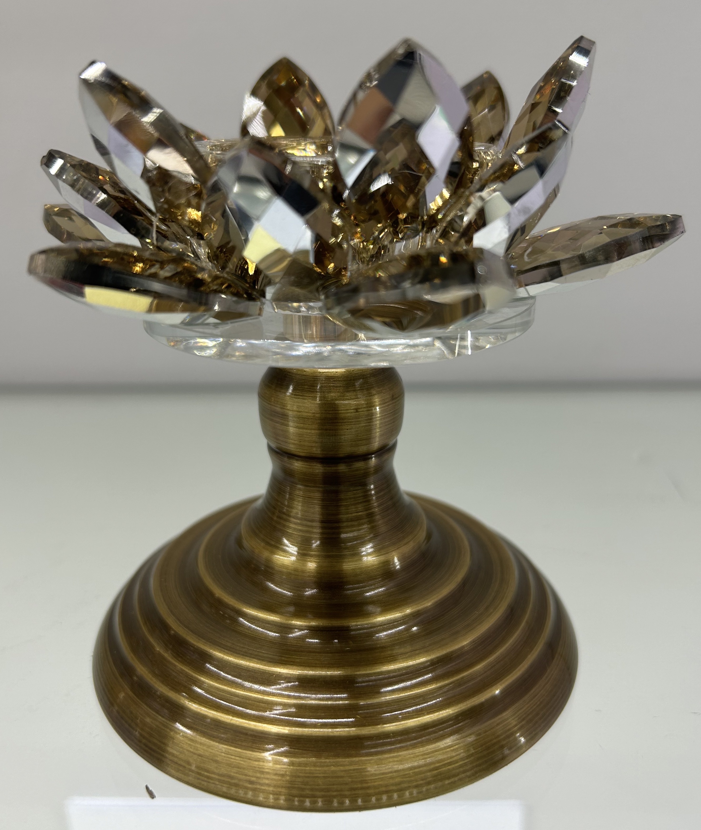 旅游工艺品 荷花灯具 莲花佛灯 艺术收藏 精致装饰 美观实用
