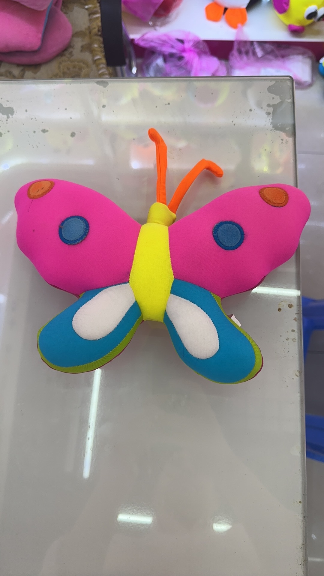 蝴蝶毛绒玩具玩偶