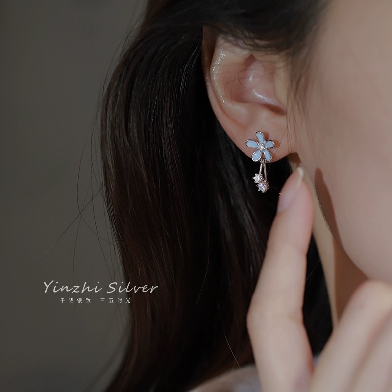 枫叶型银耳钉无骨耳环 木头耳针设计 玉髓元素点缀 瓶子包装 独特韵味详情图4