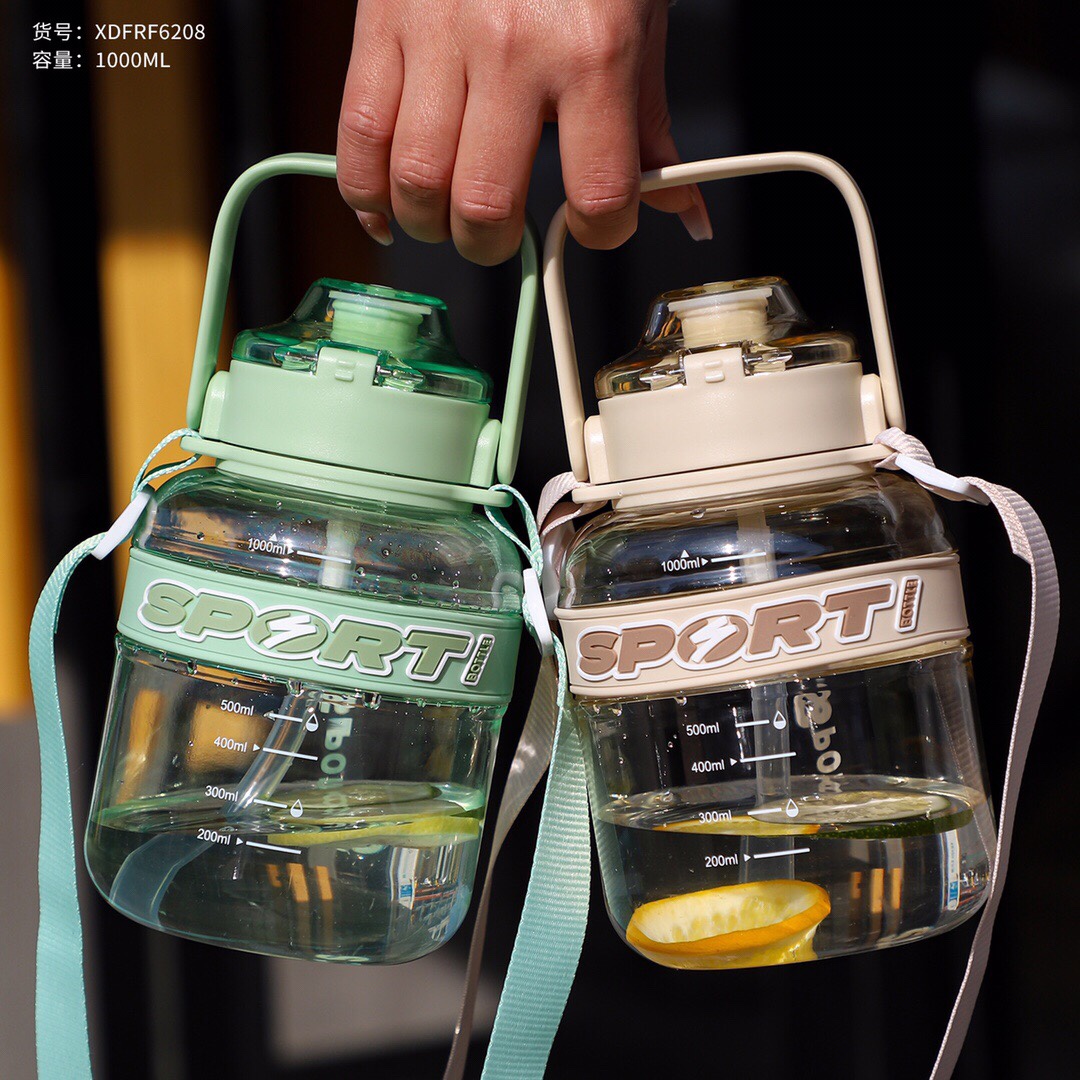 Large-capacity sports water cup Specification image