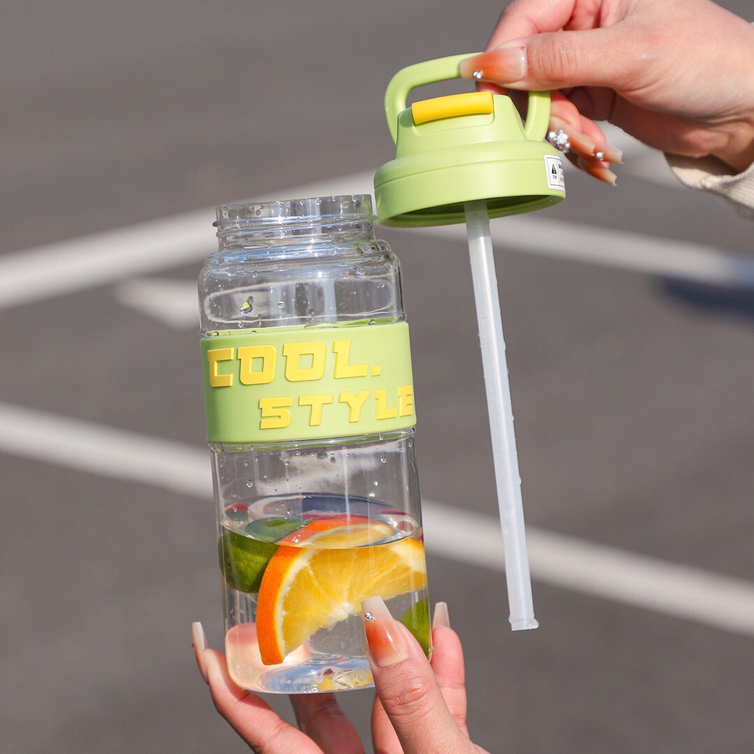 tritan barrels and cups are fashionable for men and women in summer Application Scenario