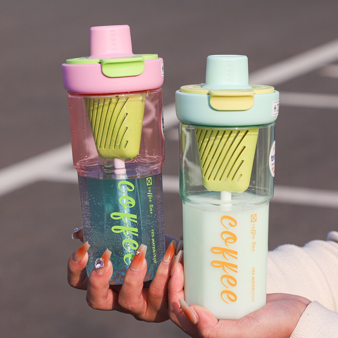 Straw cup t ritan details Picture