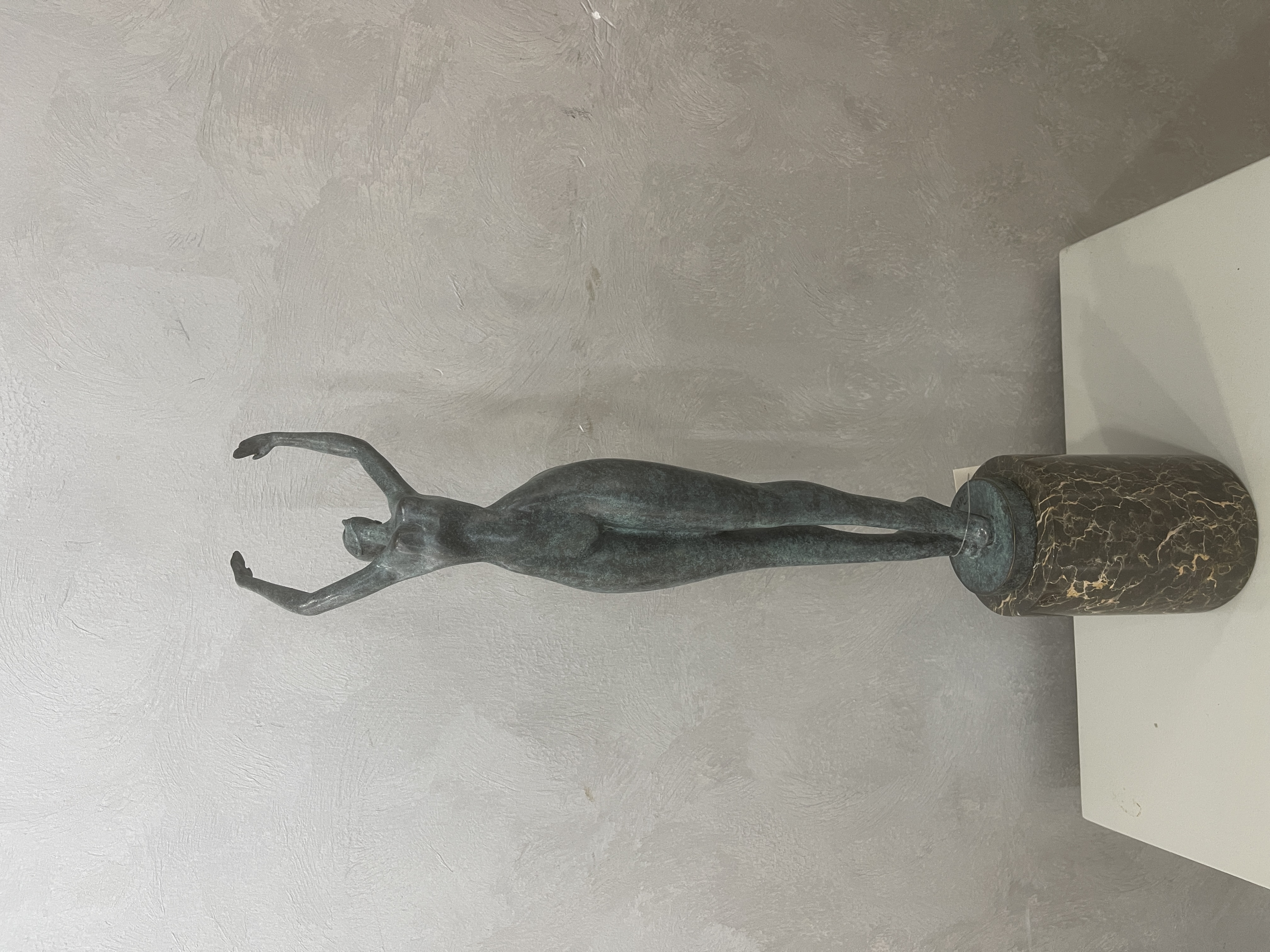 Craft design, decoration, unique style, home furnishings, collectibles, copper sculptures, brass art ornaments, dancing series Application Scenario