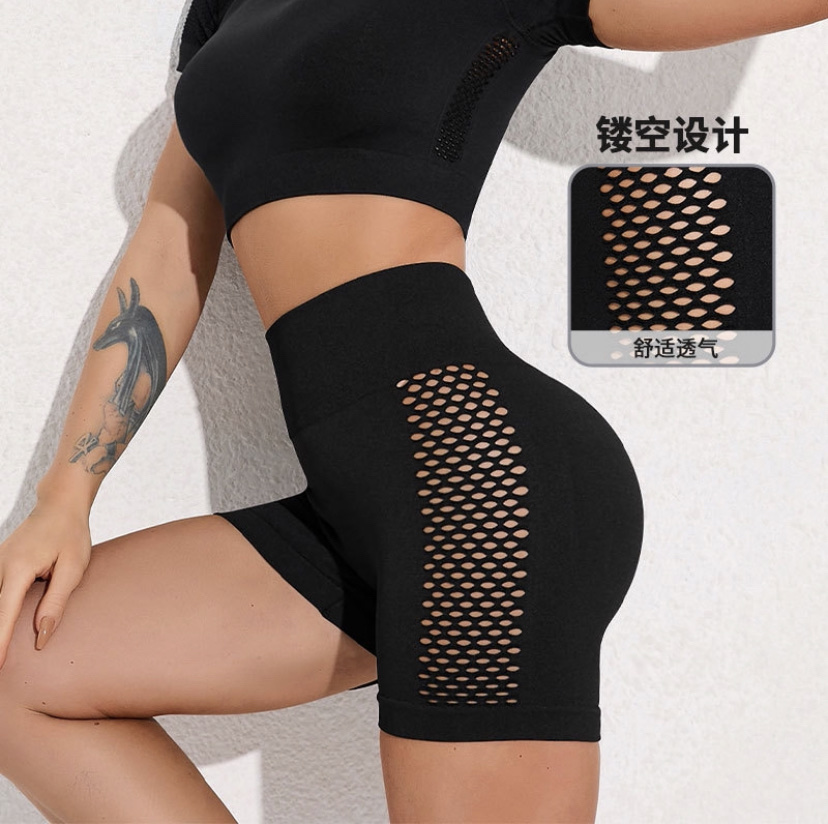 European and American peach-shaped hip-lifting sports shorts, women's summer high-waisted tight yoga pants as a base, running, fitness and cycling briefs detail image 2