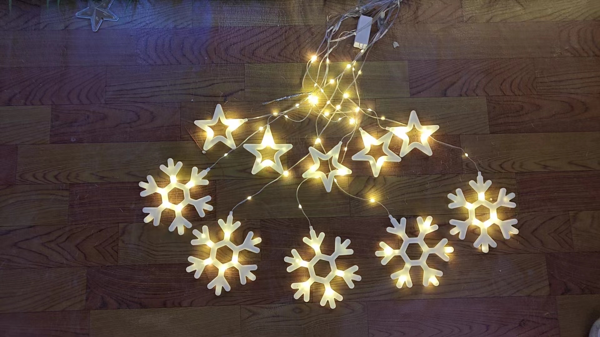 10挂冰条窗帘圣诞灯白底实物图