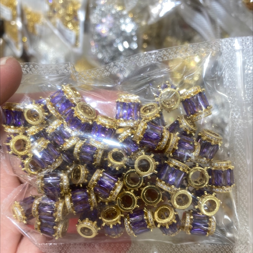 Accessories and accessories