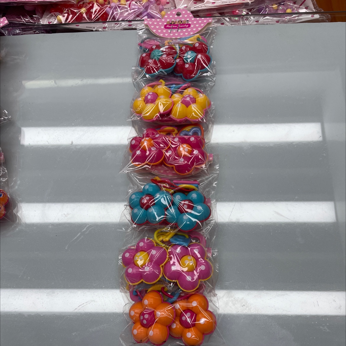 简约风头绳女夏季新款皮筋饰品 发圈绑发橡皮筋耐用不伤发高弹力皮筋发束细节图