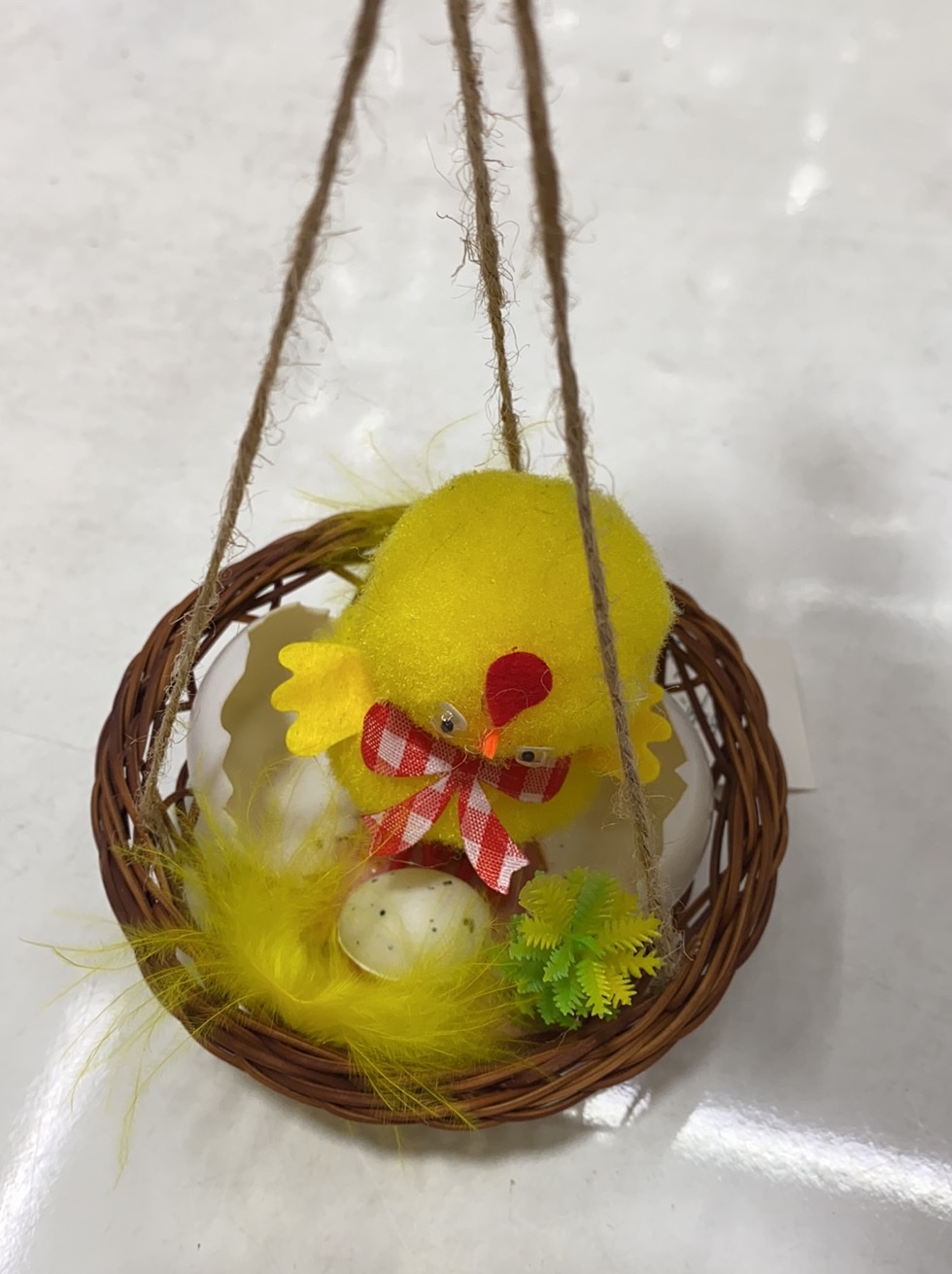 复活节小鸡戴蝴蝶结配饰篮子挂件复活节装饰品复活节彩蛋手提小鸡篮子复活节diy手工制作礼物
