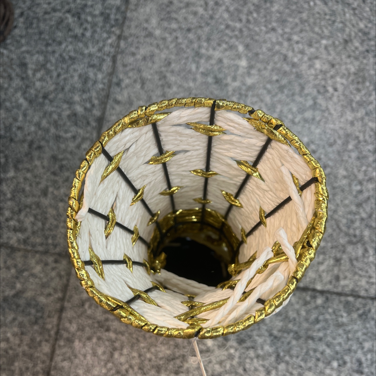 桌面摆件灯0.1仿真植物花园装饰 沙漏摆件 绿植小夜灯 环保材质 美化空间 提升氛围详情图3