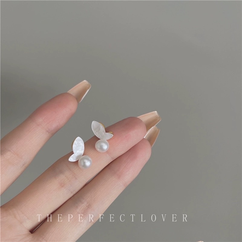 Yabidai natural high-quality freshwater pearl Stud earrings 5-6mm Butterfly Fairy Stud Earrings S925 Silver needle, a popular bestseller for women Specification image