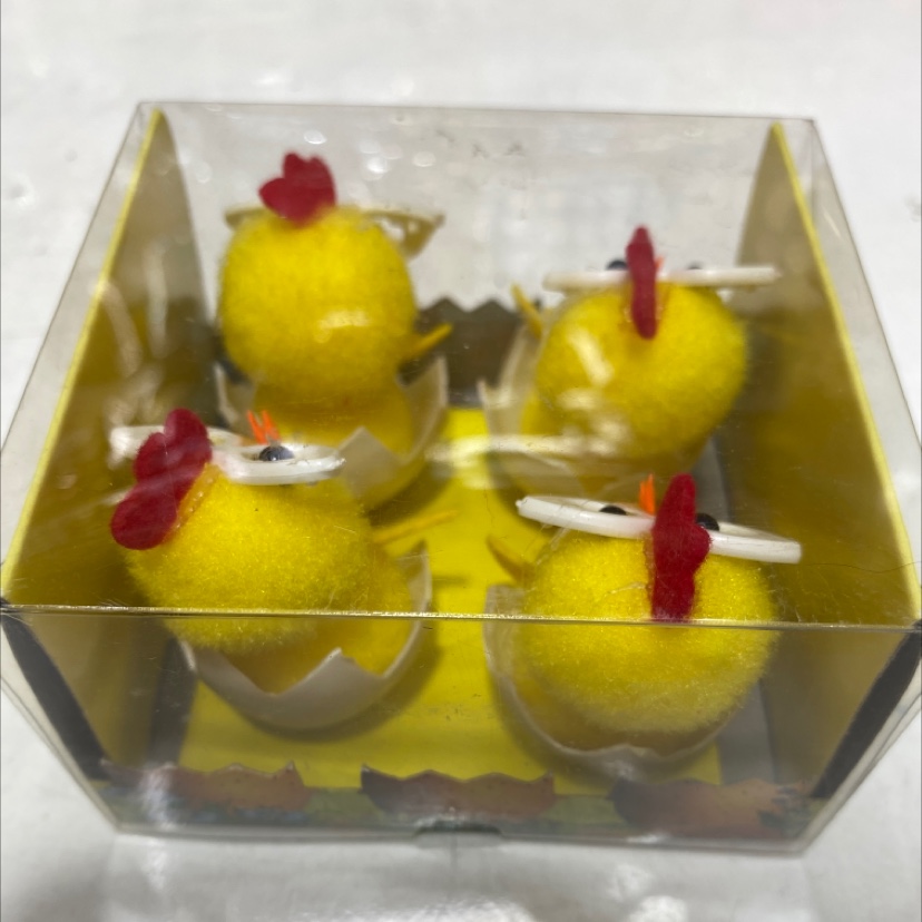 复活节小鸡戴眼镜配饰复活节礼品黄色礼盒包装DIY装饰道具儿童玩具摆件细节图