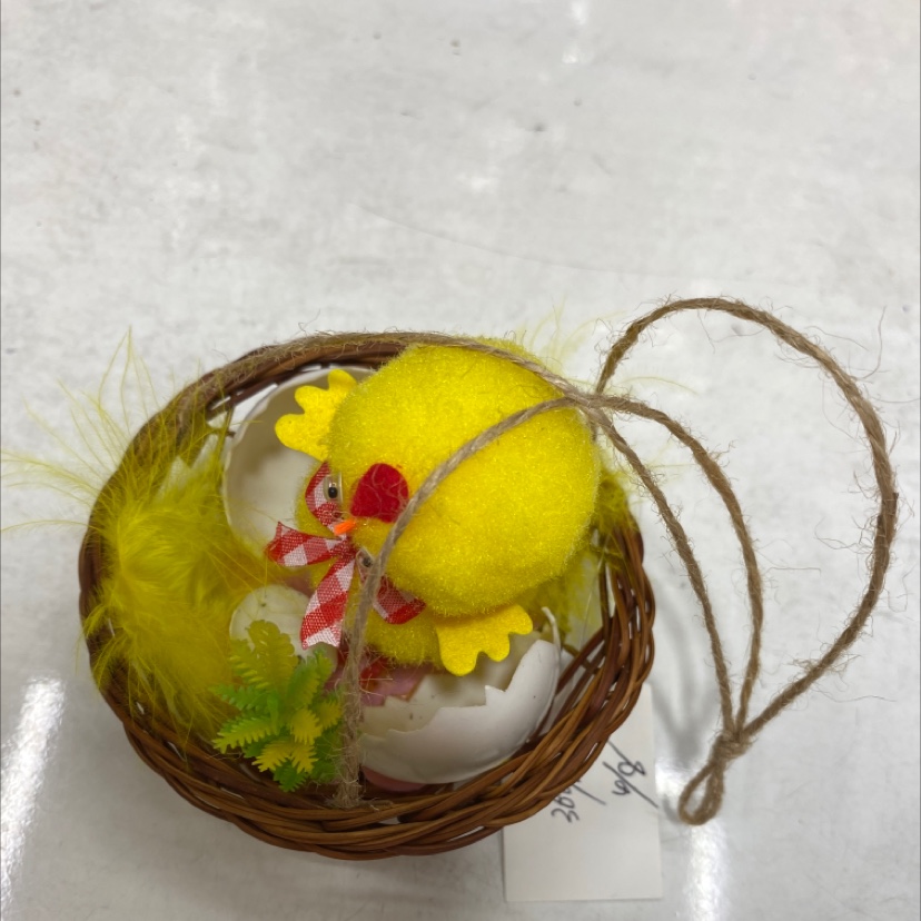 复活节小鸡戴蝴蝶结配饰篮子挂件复活节装饰品复活节彩蛋手提小鸡篮子复活节diy手工制作礼物产品图