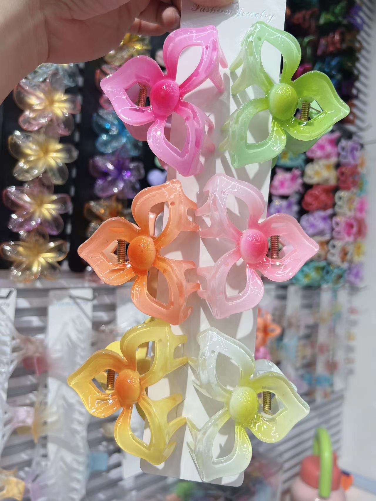 8cm Frangipani hair clip and grab dual-purpose hair accessory, fashionable and trendy hair accessory grab Item Picture