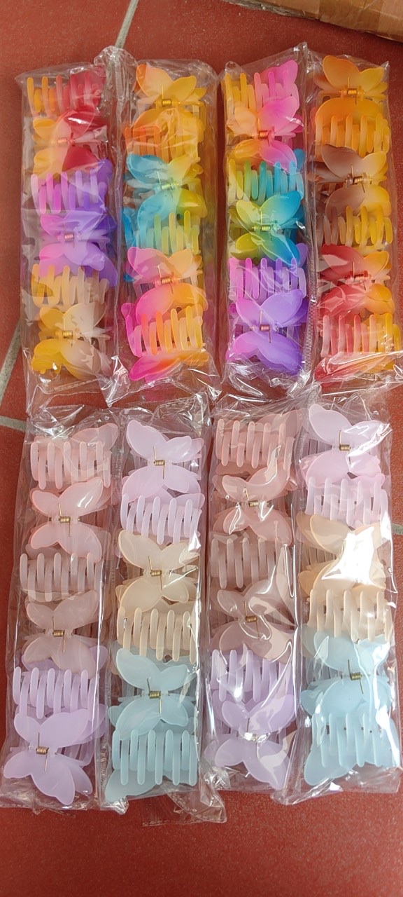 8cm double-layer butterfly hairpin Application Scenario