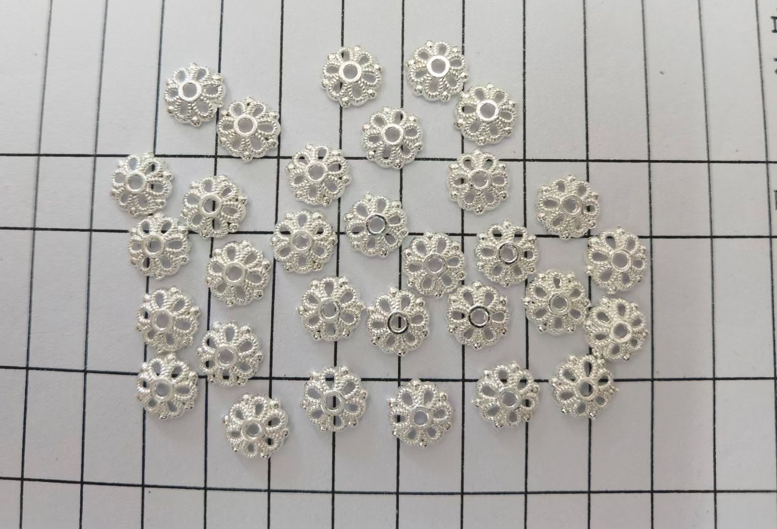 New diy handcrafted accessories for various types of ornaments, flower trays, spacer ornaments and accessories detail image 4