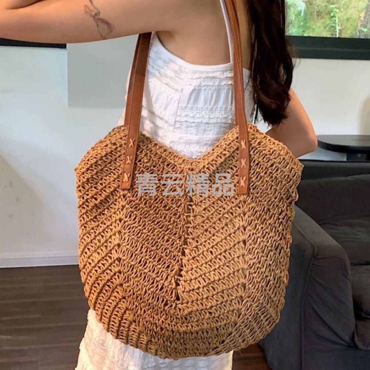 New hand-woven bag, large-capacity single-shoulder women's bag, textured underarm bag, seaside vacation forest-style French straw bag, woven bag, straw bag, Lafite straw bag, women's straw artistic woven bag, women's straw artistic woven bag detail image 5