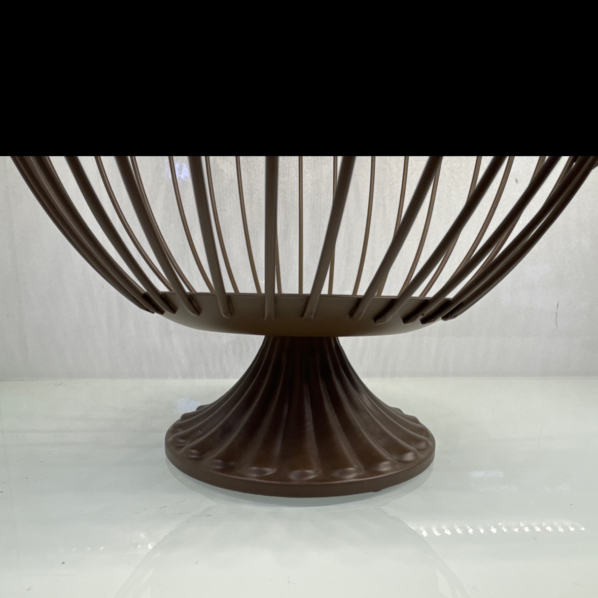 厂家直销创意水果篮铁艺咖啡胶囊收纳蓝零食干果水果收纳斜口篮子白底实物图