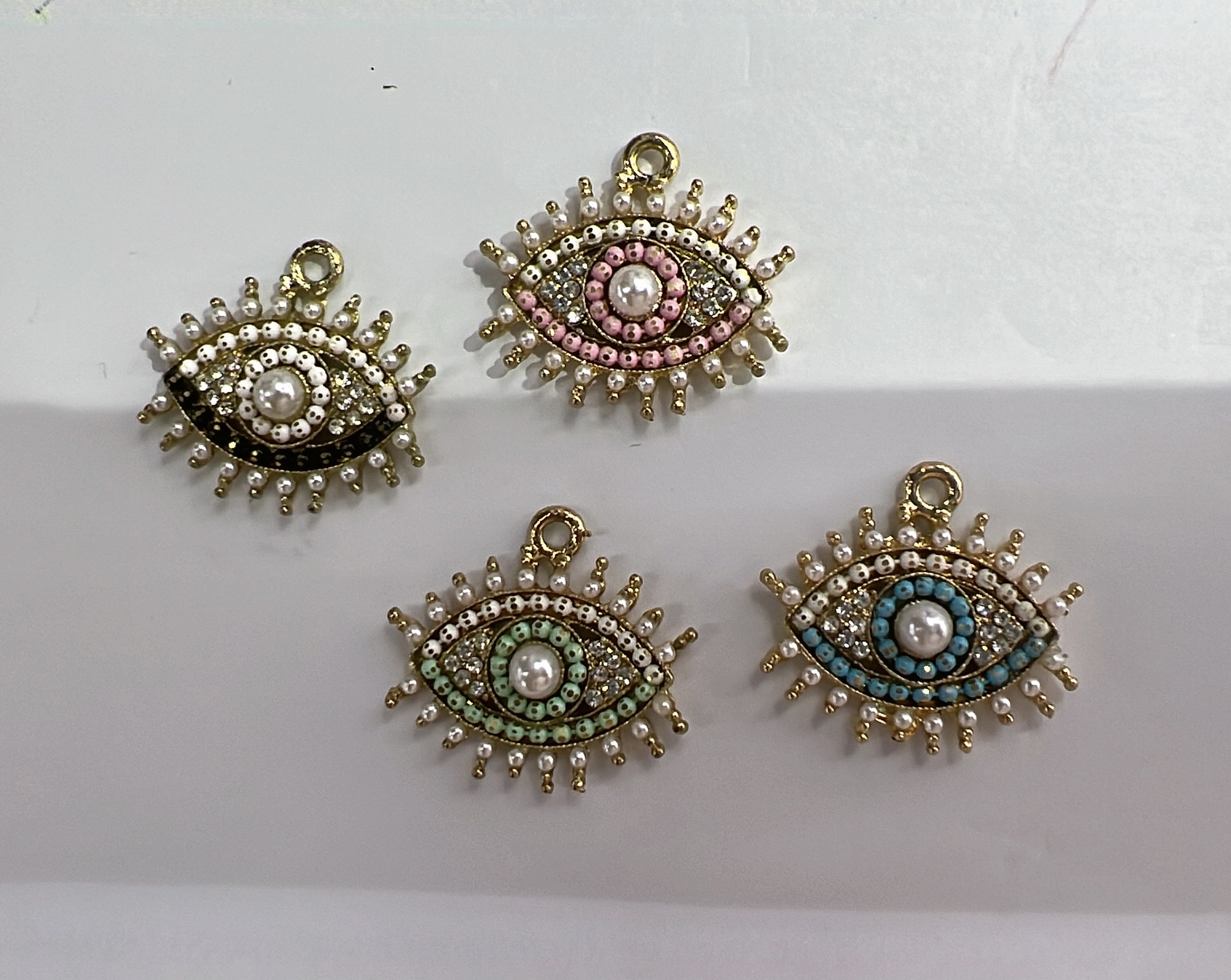 Alloy accessories, pearl jewelry accessories, resin DIY material packs, resin accessories, bracelets, earrings, jewelry making sets, alloy pendant accessories