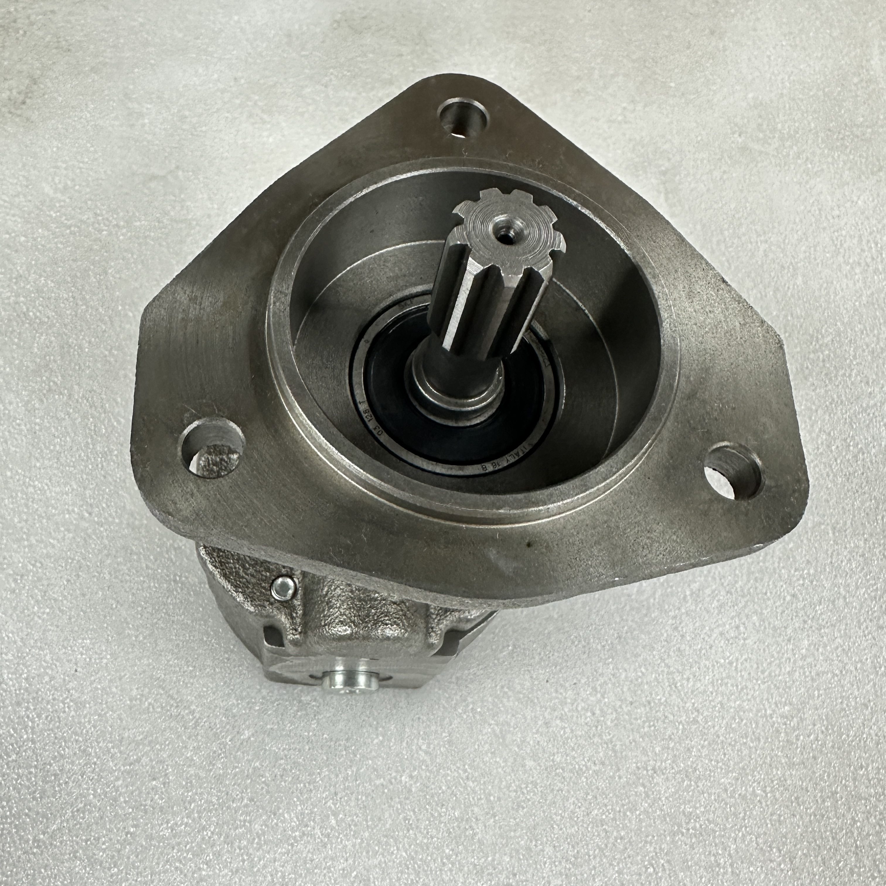 Auto parts for Mercedes-Benz engine fuel pump 4570910201