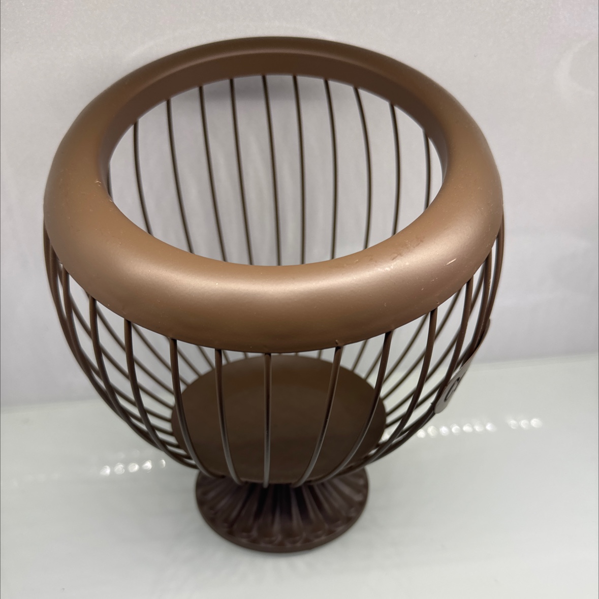 厂家直销创意水果篮铁艺咖啡胶囊收纳蓝零食干果水果收纳斜口篮子产品图