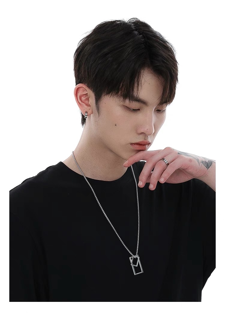 Geometric pendant men's trend titanium steel necklace men's high-end design sense, niche men's hoodie chain accessory Item Picture