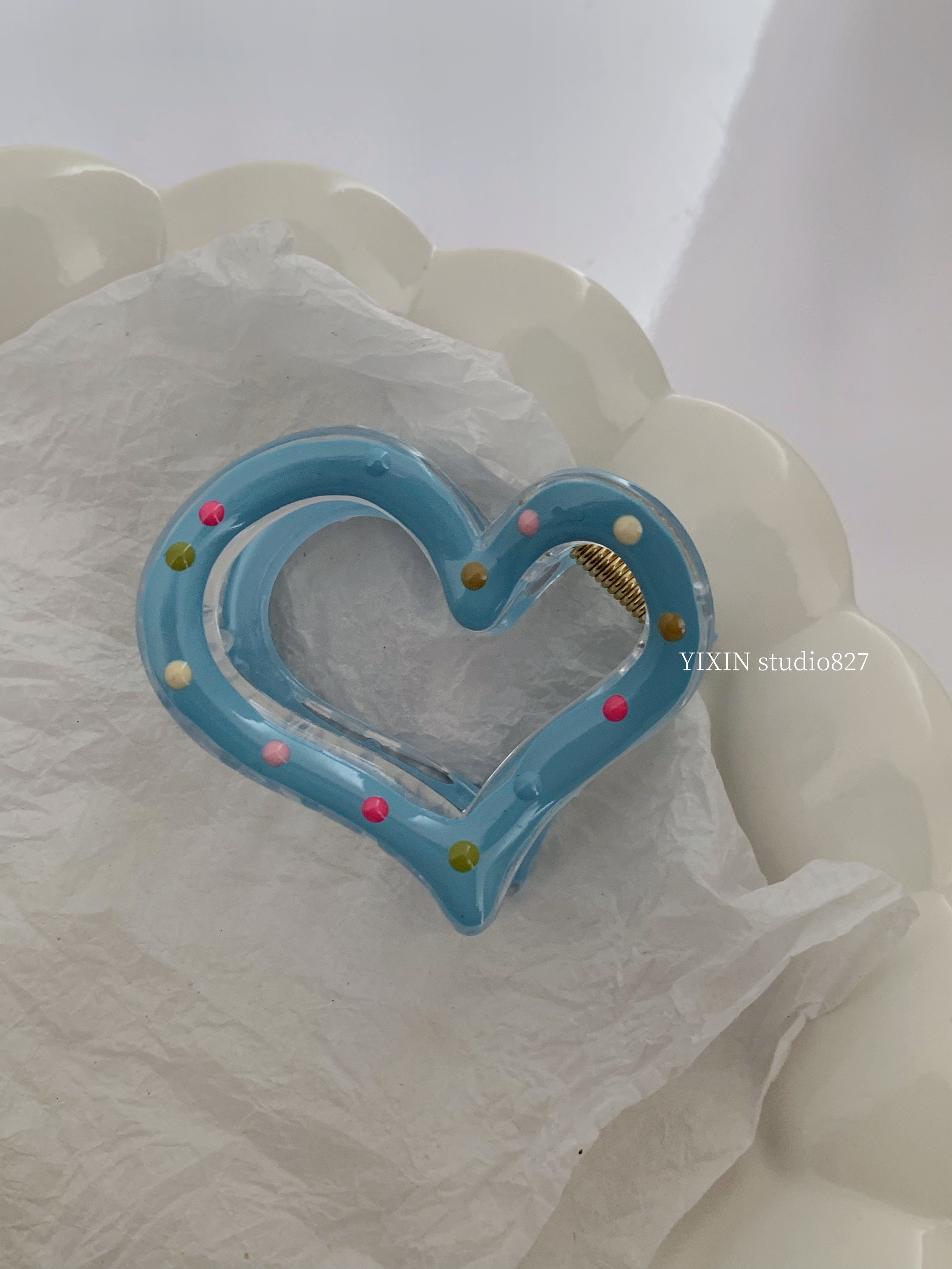Colorful polka dot heart-shaped cute and practical grabber detail image 3