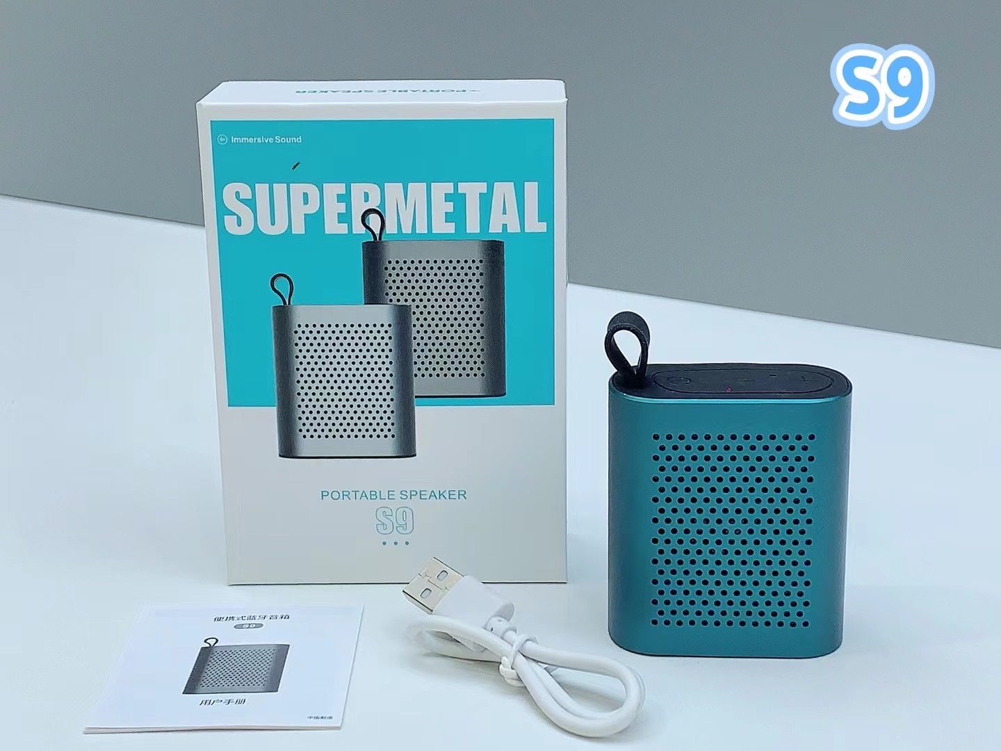 The New Hot S9 Aluminum Alloy Bluetooth Speaker Application Scenario