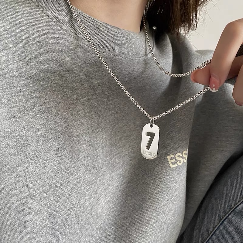 Lucky number 7 Fang brand necklace, hip-hop for women, trendy for men, European and American niche hoodie chain, sweater chain and accessory Specification image