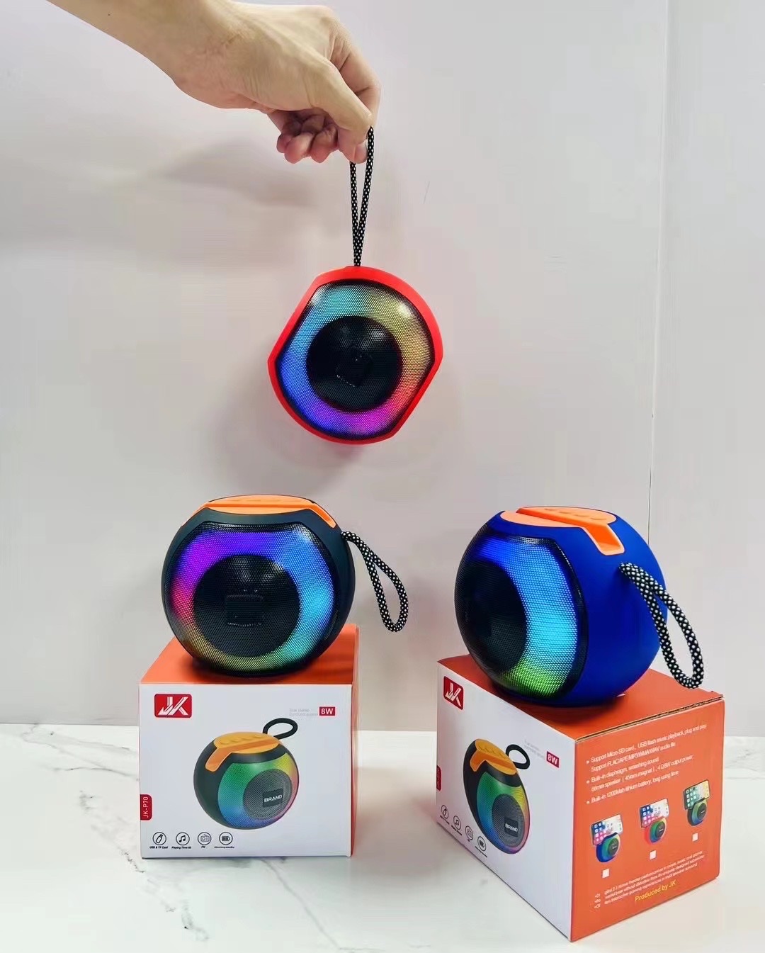 New Selling Portable Bluetooth Speaker Rgb Color Lights Outdoor Portable Fm Antenna Bluetooth Speaker Application Scenario