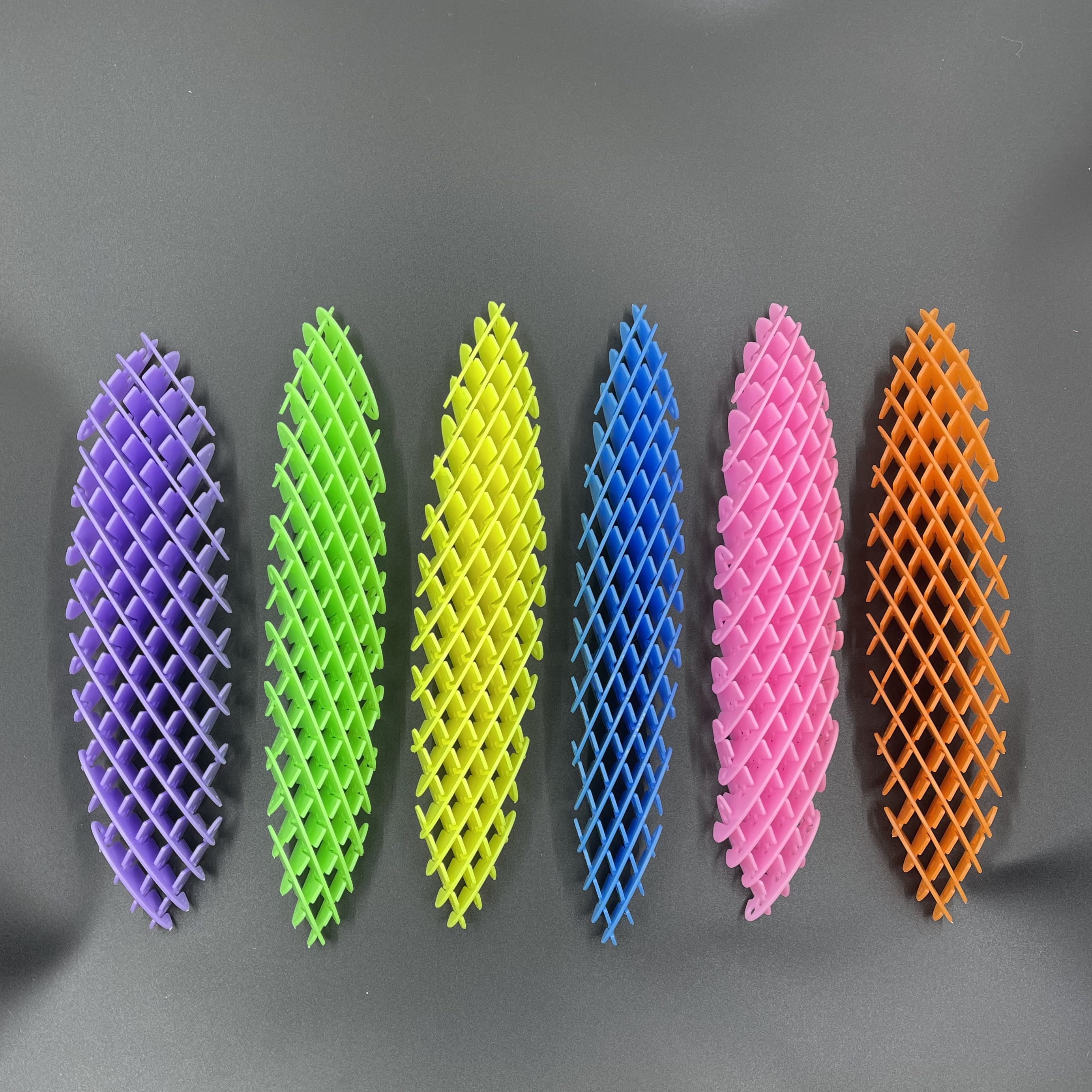 新款解压弹力网玩具 网红3D打印跨境弹力网萝卜家族 抓不住伸缩网儿童玩具详情图7