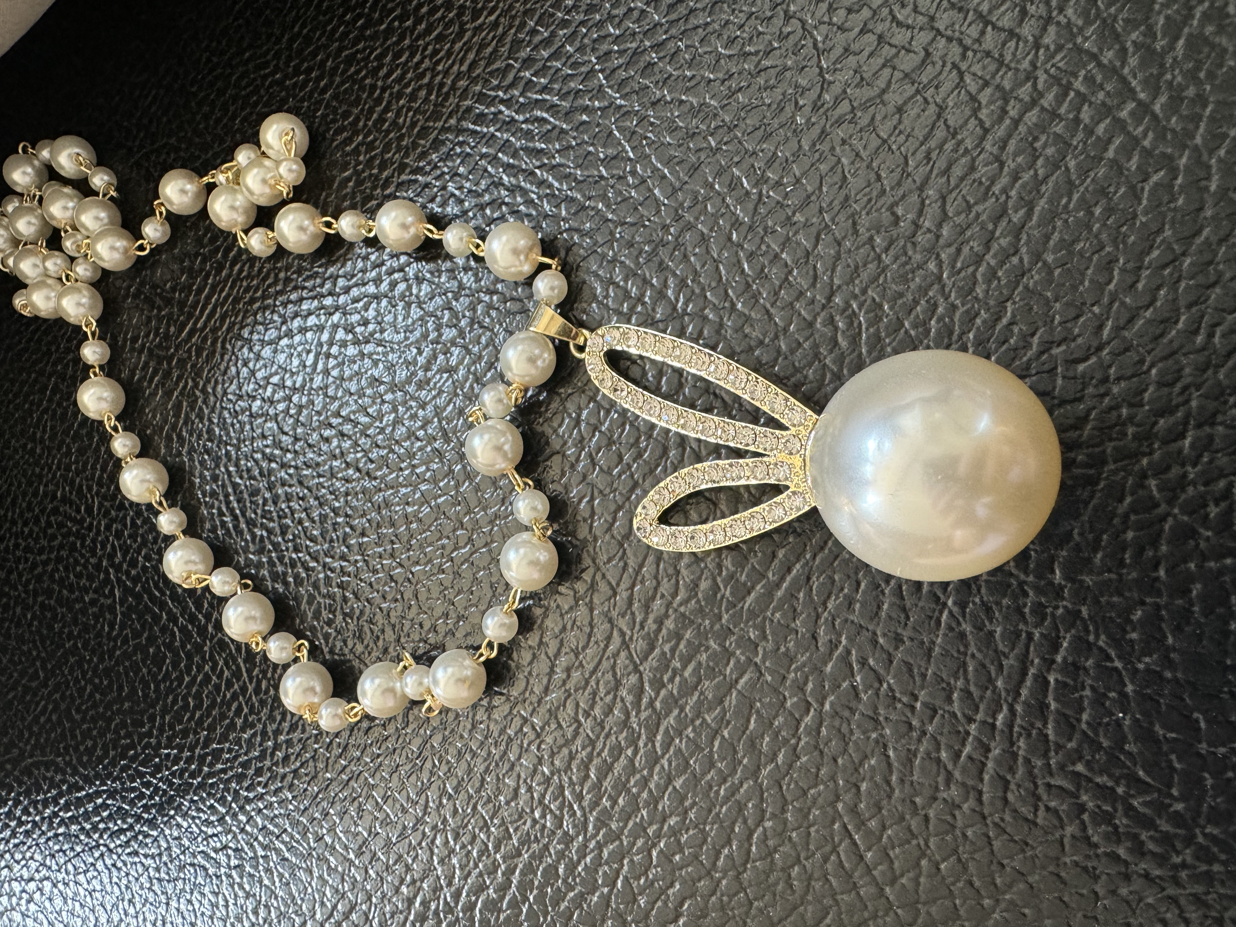 Long, trendy necklace, cute pearl sweater, new autumn and winter style, versatile accessories, decorative pendants, fashionable wax sweater chain, wax sweater chain, long, trendy necklace, cute pearl sweater, new autumn and winter style Specification image