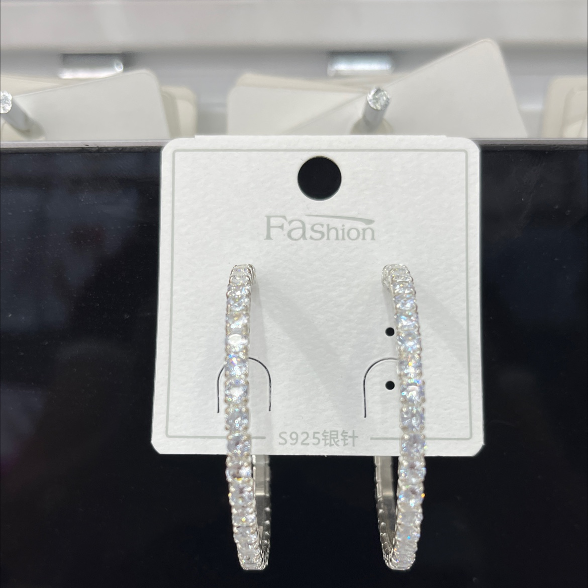 锆石耳环耳钉 精致女士耳饰 高档气质饰品 优雅耳饰 珍珠饰品 打造高贵气质