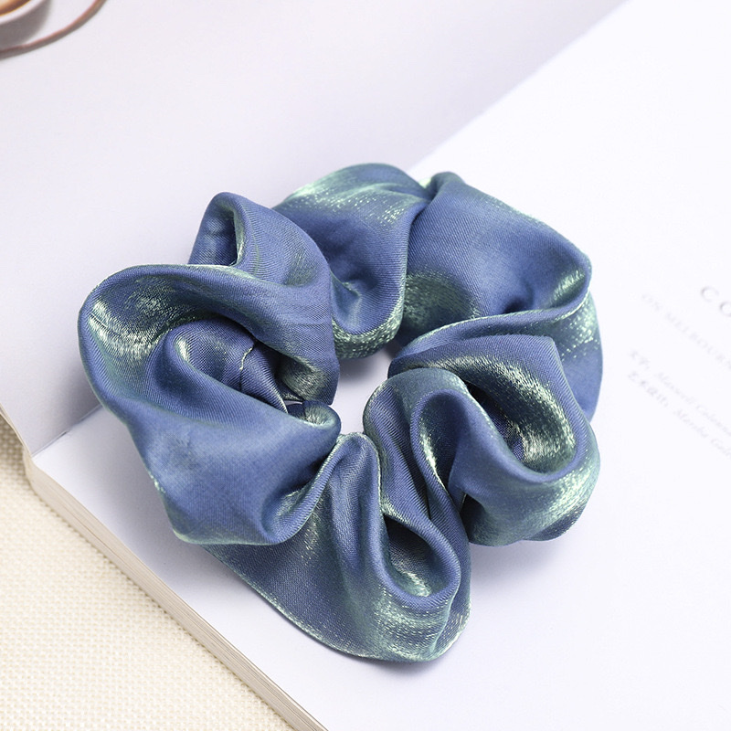 2025 New style pig intestine ring, bright and colorful large Intestine ring, a popular European and American women's hair accessory, hair ring large intestine ring, hair ring rubber band large intestine ring Application Scenario