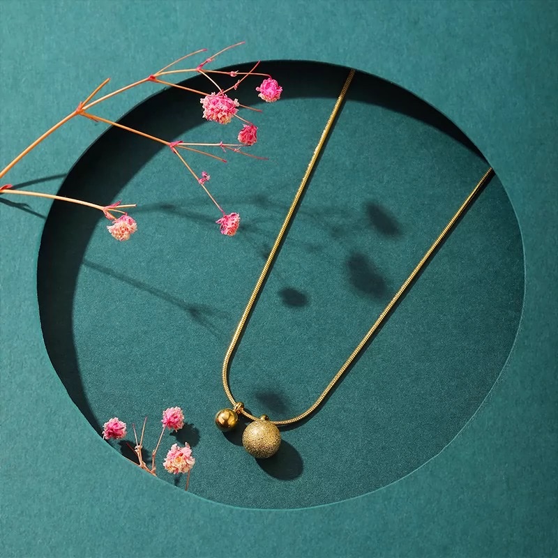 百搭高级2024年新款项链女小众设计感轻奢锁骨链不掉色钛钢毛衣链详情图4